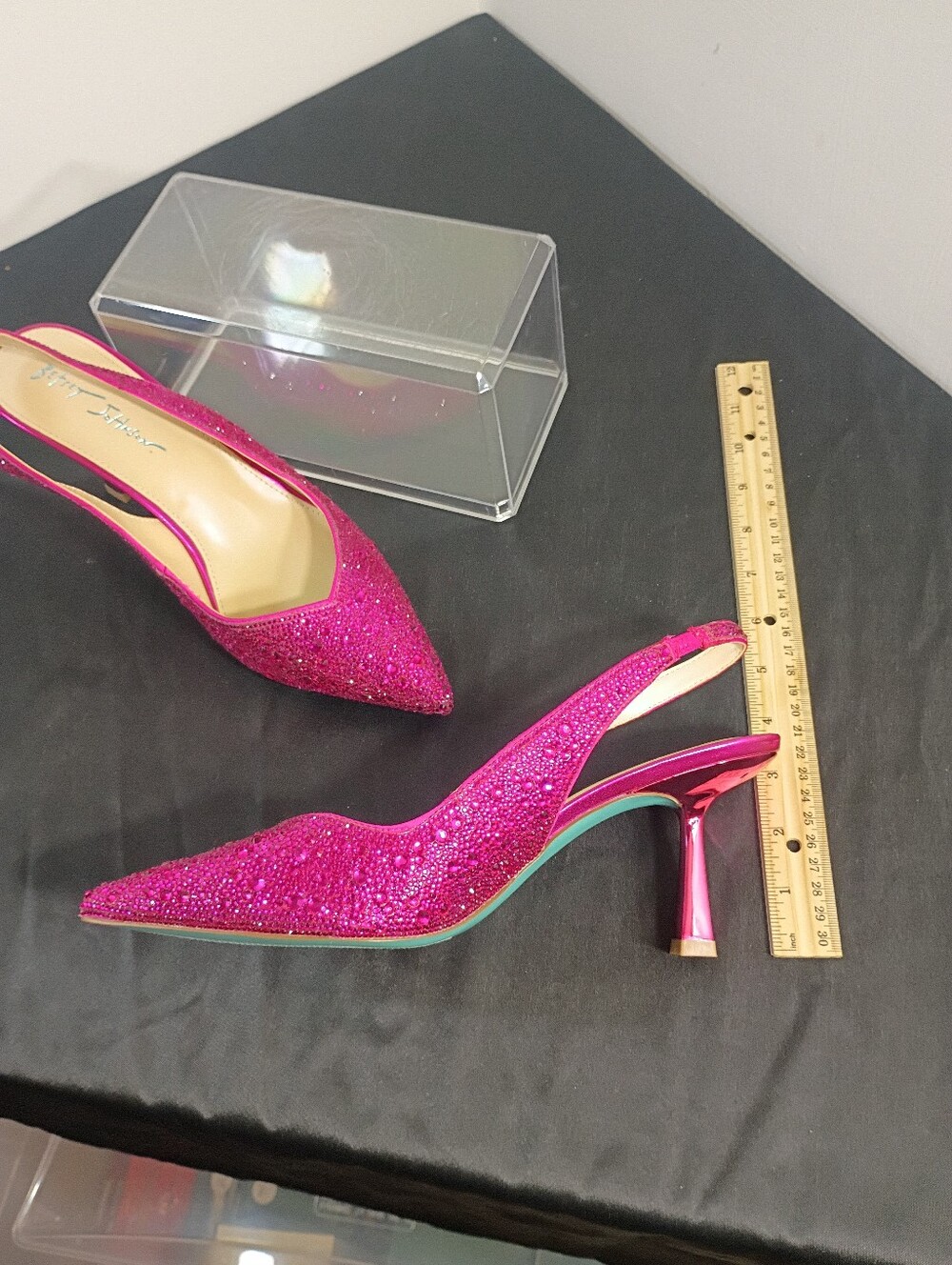 Betsey Johnson Women's SZ 10M SB-MYA Fuchsia Beaded Pointed Toe Pump Heels Shoes - Picture 6 of 8